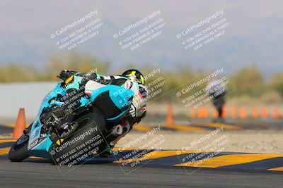 media/Oct-29-2022-CVMA (Sat) [[14c0aa3b66]]/Race 8 Supersport Middleweight/Folder 2/